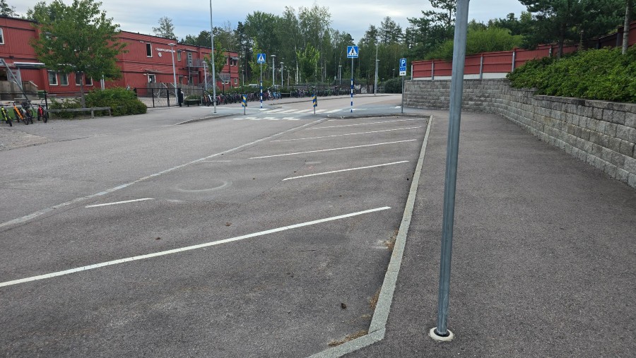 Nytt skolgårdskryss